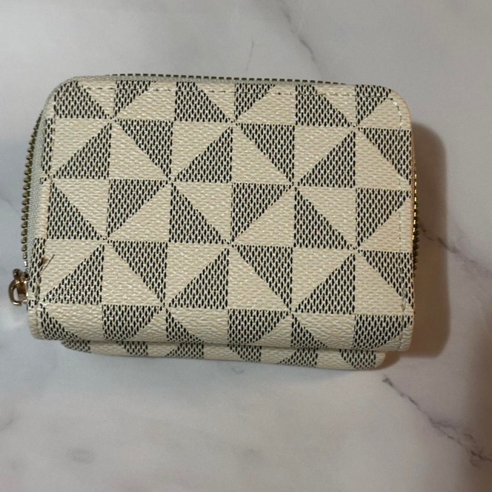 Mini Wallet - Picture 4 of 7